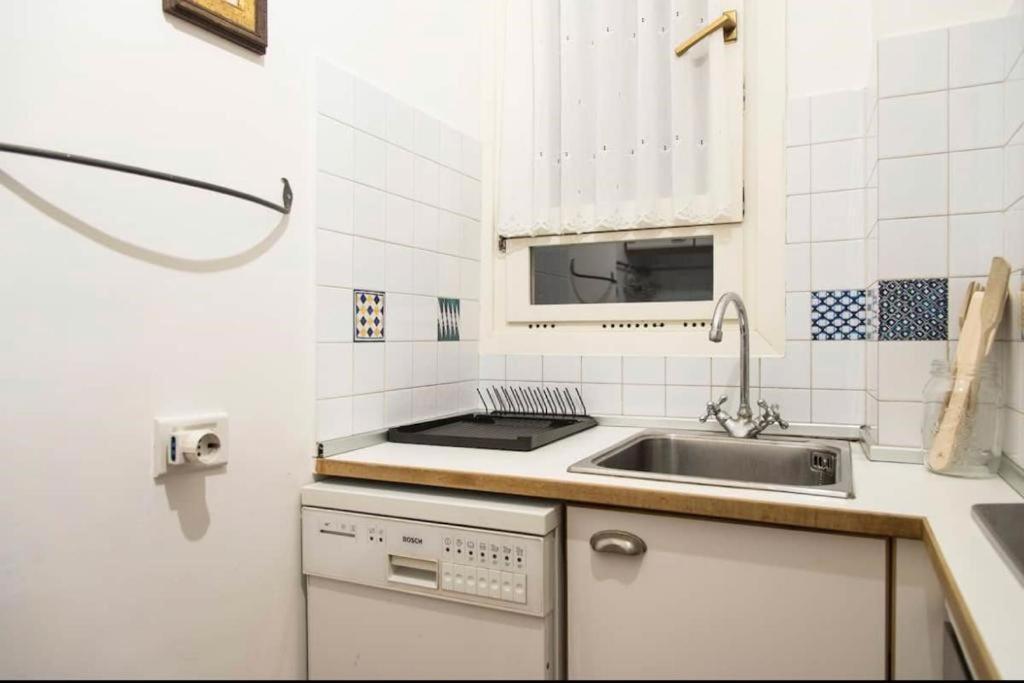 Joivy Classic Flat Near Basilica Di Sant'Ambrogio Apartment Milano Exterior foto