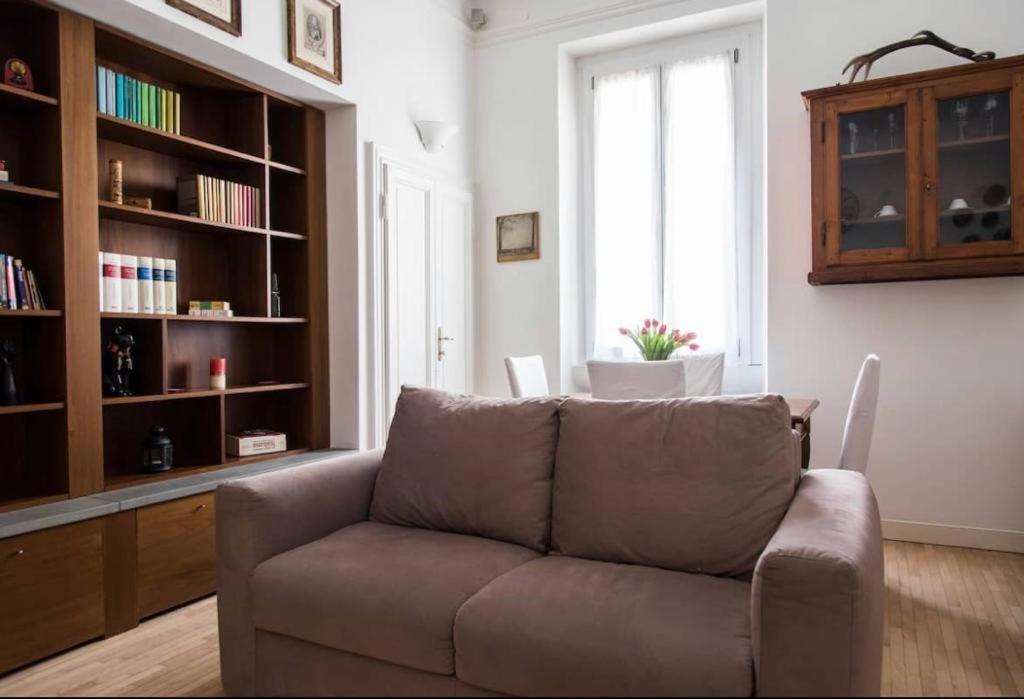 Joivy Classic Flat Near Basilica Di Sant'Ambrogio Apartment Milano Exterior foto